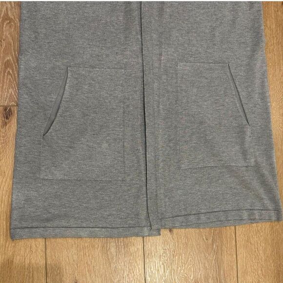 Women's Cyrus Sweater Vest Cardigan 1X Gray NWT! - Picture 3 of 5